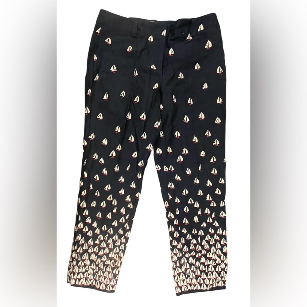 Vineyard Vines Pants with Sailboat Pattern